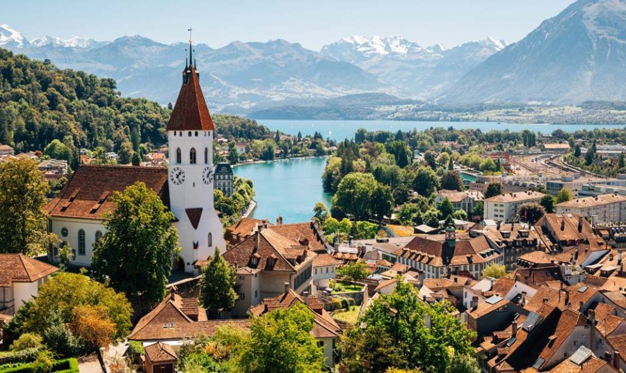 Οι Ελβετοί ψήφισαν ελάχιστο μηνιαίο μισθό τα 3.800 ευρώ και… δεν φτάνει ούτε για ζήτω