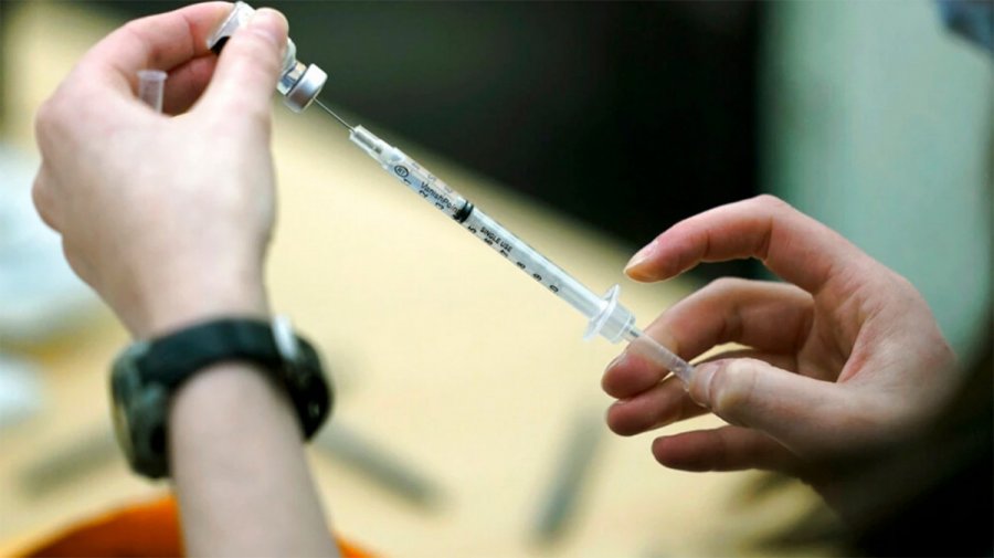 Η μίξη εμβολίων φέρνει μεγαλύτερη αποτελεσματικότητα, ποιο εμβόλιο πρέπει να γίνει πρώτο και ποιο δεύτερο
