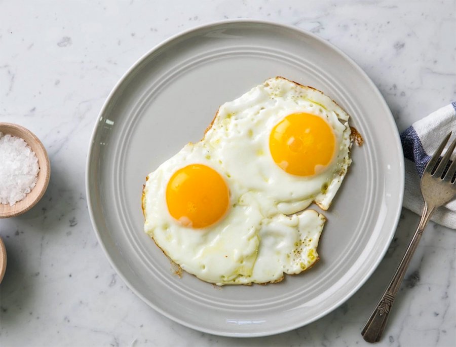 Το λάθος που κάνουν όλοι στο μαγείρεμα των αυγών -Τέσσερις συμβουλές για να τα μαγειρεύετε με τον πιο υγιεινό τρόπο