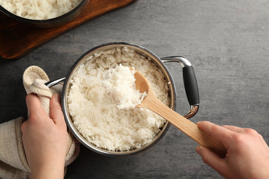 Μήπως μαγειρεύετε κι εσείς λάθος το ρύζι; -Η προειδοποίηση των επιστημόνων