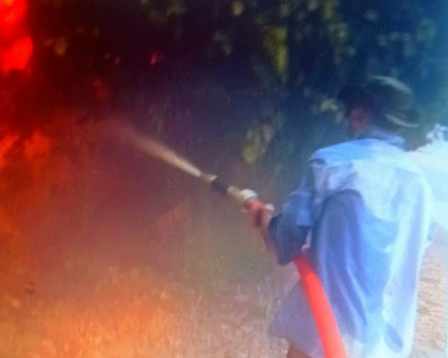 Ο «εμπρηστής του Κρυονερίου» που… έσβηνε φωτιές στη Βαρυμπόμπη -Φωτογραφικά ντοκουμέντα που προκαλούν ερωτήματα