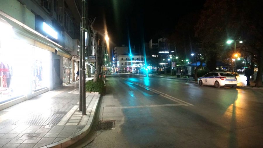 ΕΚΤΑΚΤΟ: Κοροναϊός – Σε μίνι lockdown Θεσσαλονίκη, Λάρισα και δύο ακόμα περιοχές