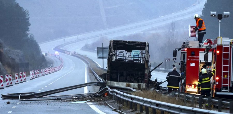 Τραγωδιά στη Βουλγαρία με 46 νεκρούς σε τροχαίο: Ο οδηγός σκοτώθηκε ακαριαία και δεν υπήρχε κανείς να ανοίξει τις πόρτες