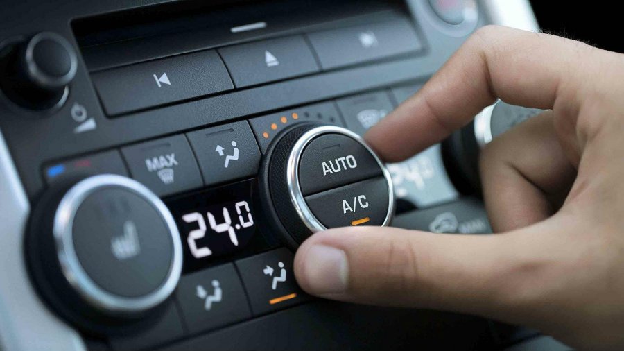 Γιατί πρέπει να χρησιμοποιείς το air condition στο αυτοκίνητο το χειμώνα; Πώς μπορείς να μειώσεις την κατανάλωση