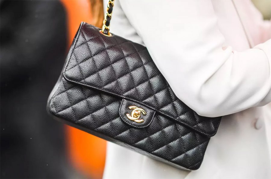 Chanel: Τα δύο άγνωστα αδέρφια που πλουτίζουν πουλώντας τσάντες 9.500 δολαρίων