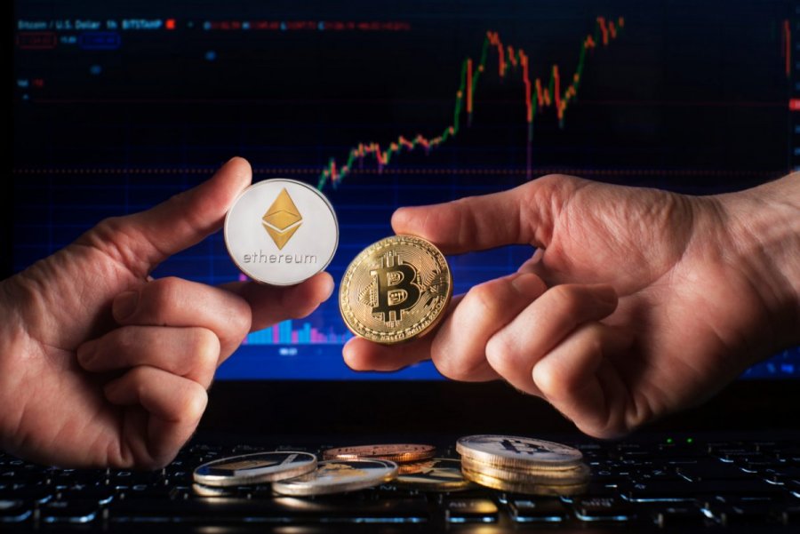 Κρυπτονομίσματα: Το Bitcoin άγγιξε τα 25.000 δολάρια για πρώτη φορά από τις 13 Ιουνίου