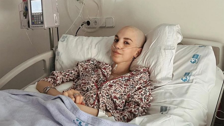 Πέθανε η 20χρονη influencer που έδινε μάχη με σπάνιο τύπο καρκίνου -Ο αποχαιρετισμός της που συγκλόνισε