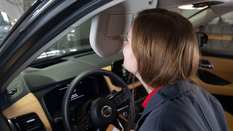 Νέα έρευνα: Η μυρωδιά των νέων αυτοκινήτου αυξάνει τον κίνδυνο καρκίνου
