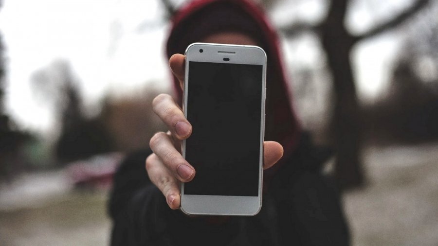 Το κινητό σου μπορεί να σε αρρωσταίνεις χωρίς να το ξέρεις- Πώς θα το δεις και τι να κάνεις