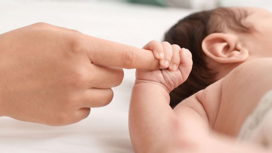 Δικαστήριο απαγόρευσε σε 41χρονο Ολλανδό να συνεχίσει τις δωρεές σπέρματος: Έχουν γεννηθεί 500 με 600 παιδιά