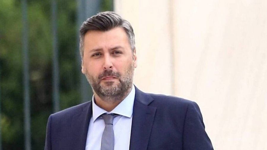 Αιχμές Καλλιάνου προς μετεωρολόγους: «Τζούφιος ο χιονιάς της Αττικής» – «Σεβαστείτε την επιστήμη που υπηρετείτε»