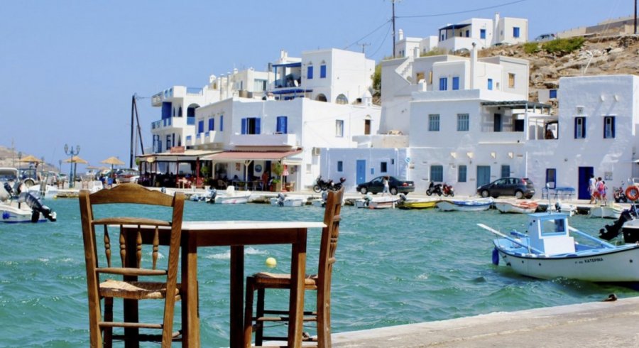 Αυτό το ελληνικό νησί εξυμνεί ο Guardian και προτείνει διακοπές εκεί την Ανοιξη