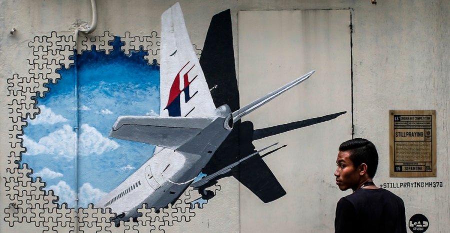 Malaysia Airlines: «Μπορώ να λύσω το μυστήριο της πτήσης MH370» δηλώνει ερευνητής 10 χρόνια μετά την εξαφάνιση