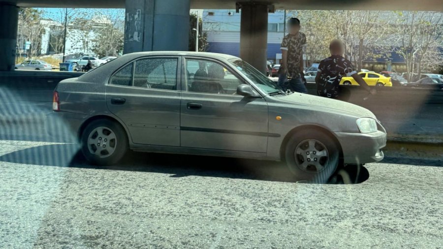Ελλάδα: Έτσι σε κλέβουν στο φανάρι χωρίς να το καταλάβεις -Το νέο κόλπο