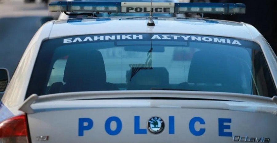 «Θα σκοτώσω τη μαμά σας, αλλά δεν θα σας λείψει τίποτα» είπε στα παιδιά του ο 41χρονος που εμβόλισε την πρώην σύζυγό του στη Θεσσαλονίκη