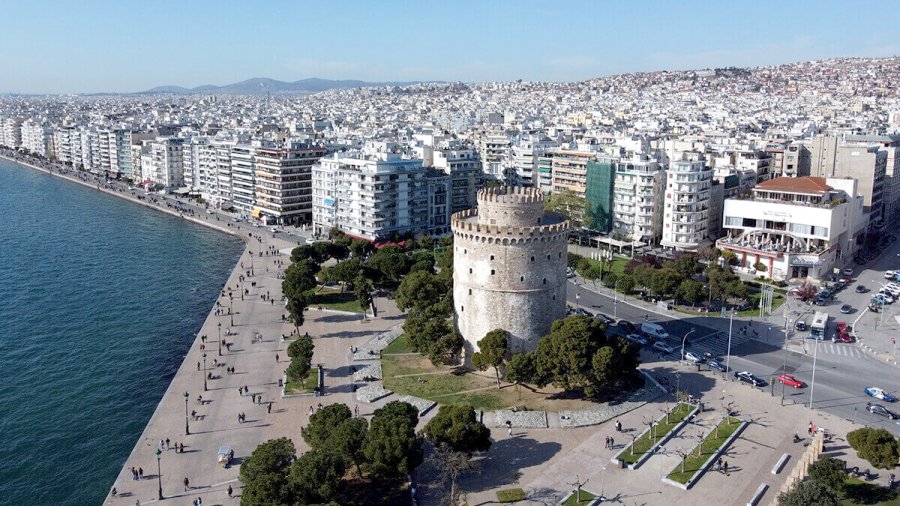Απίθανος Θεσσαλονικιός διέρρηξε το σπίτι που έχασε σε πλειστηριασμό και έμεινε μέσα για μια εβδομάδα!