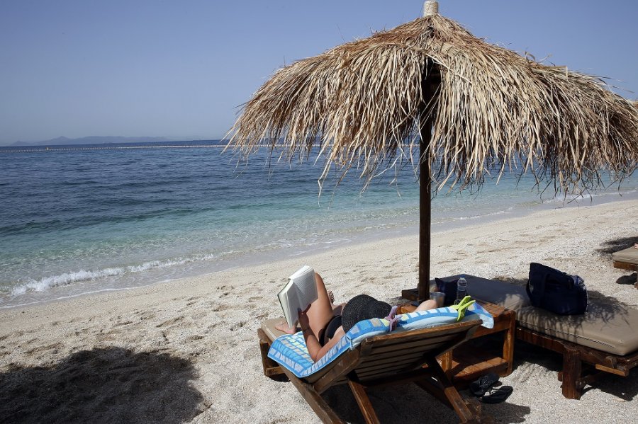 Προειδοποίηση Τσατραφύλλια: Έρχεται «θερμικός θόλος» με 39άρια και παρατεταμένη ζέστη