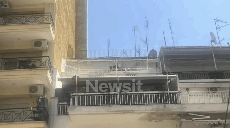 Εξοργιστικό: Γονείς στη Θεσσαλονίκη κλείδωσαν το μωρό τους στην βεράντα για να κοιμηθούν και αυτό σπάραζε στο κλάμα
